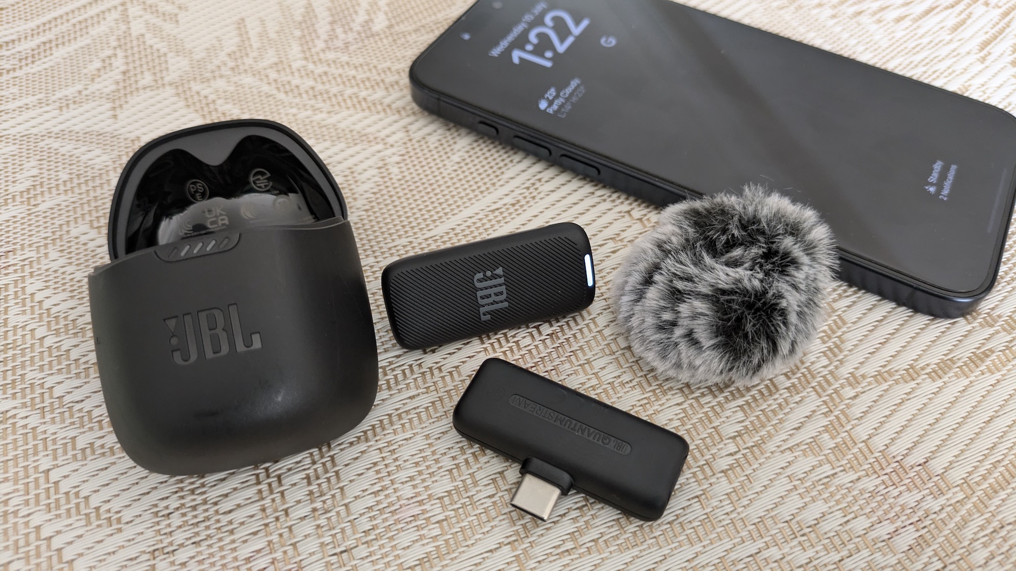 JBL Quantum Stream Wireless USB-C Review